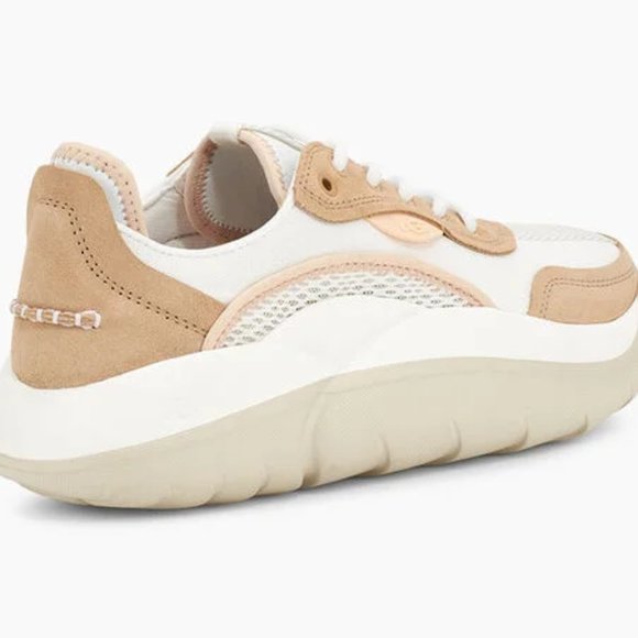 UGG LA Cloud Low Sneaker - Picture 2 of 5